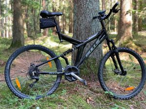Read more about the article Can You Use Road Bike Tires On A Mountain Bike? 2 Best Bikes
