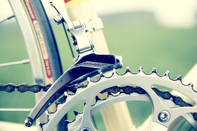 You are currently viewing Why Bike Chain Keeps Falling Off? 5 Possible Reasons
